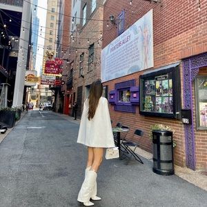 White/Cream boots with faux croc border and foot look.